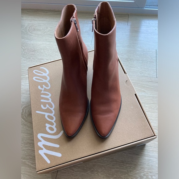 Madewell Everten Ankle Boot - Picture 4 of 16